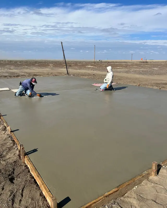 Finishing a slab on the plains