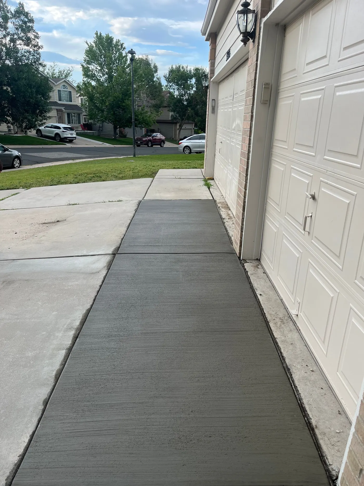 Walk along the garage